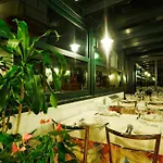 فندق Garden 3*